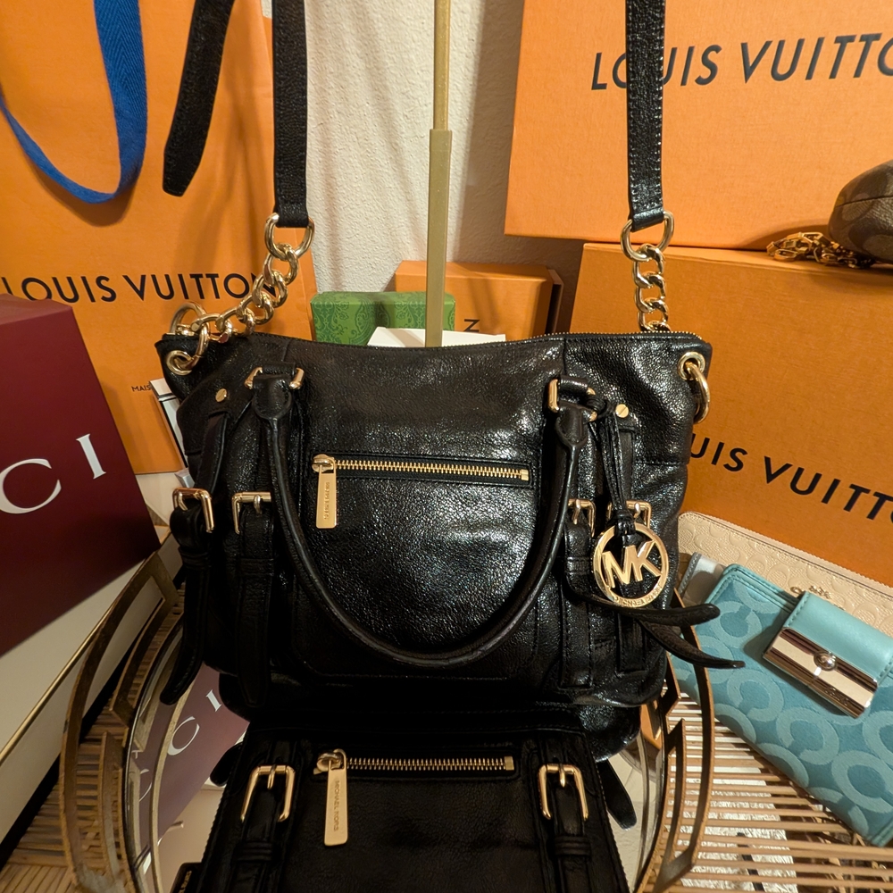 Michael Kors Set 2 Way Plus Matching Wallet
